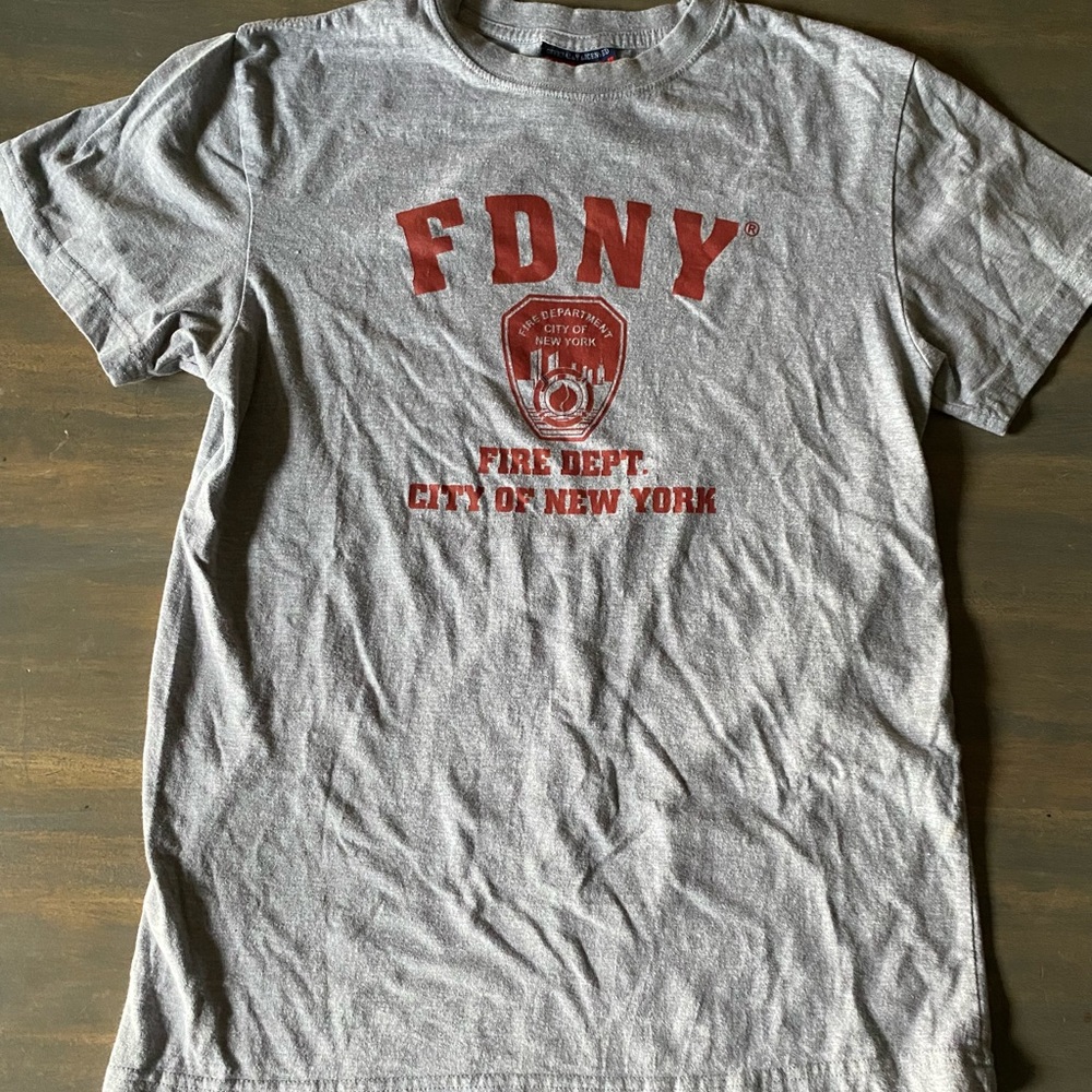 Vintage FDNY Graphic Tee Shirt